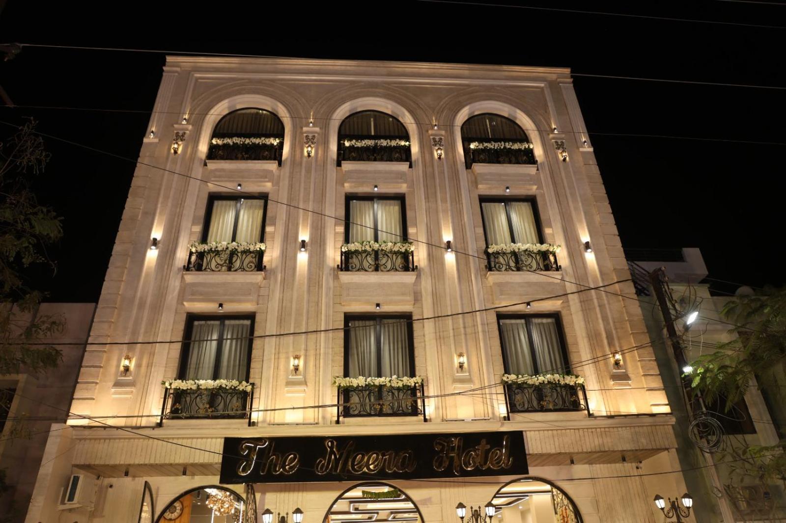 אויאיין The Meera Hotel מראה חיצוני תמונה