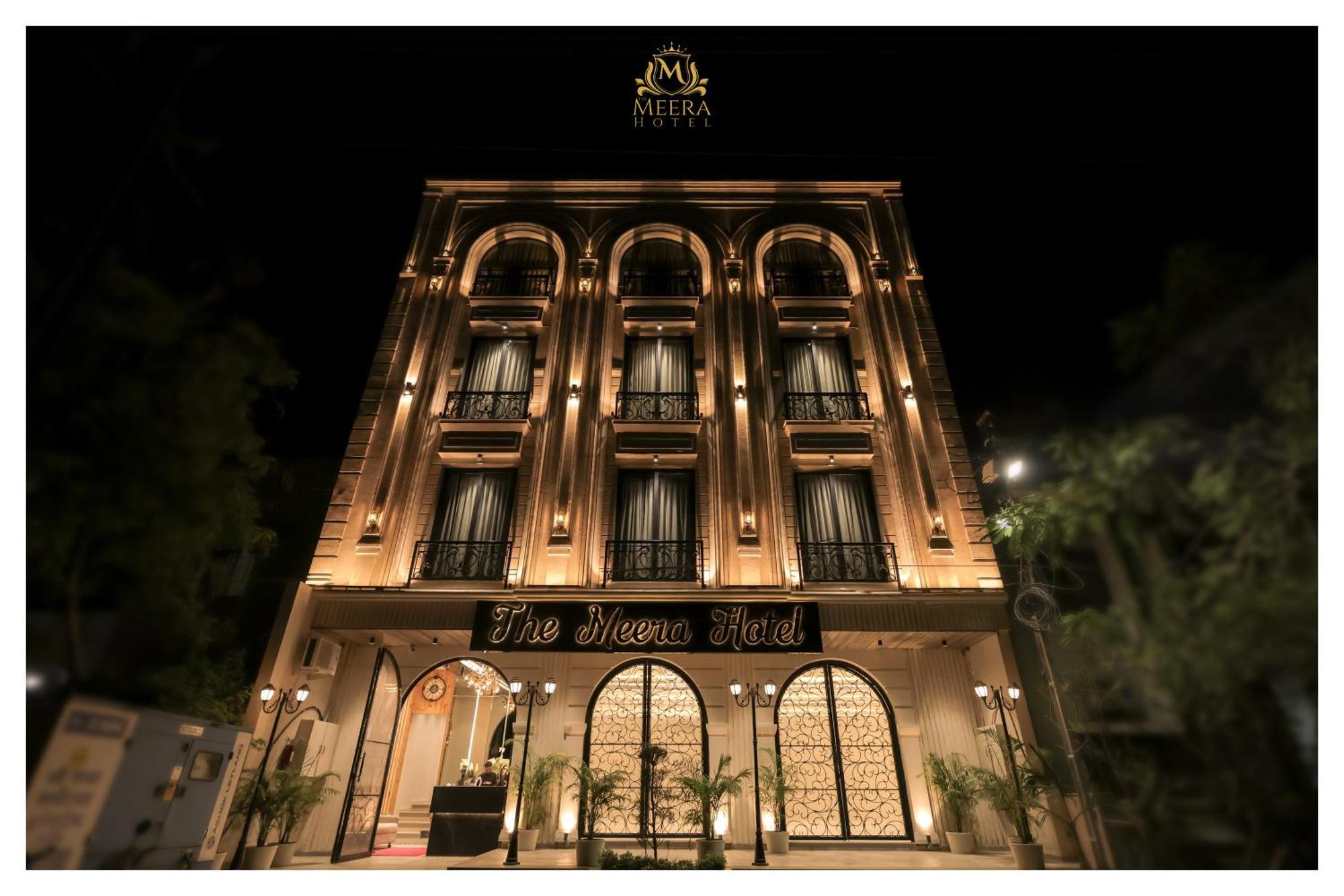 אויאיין The Meera Hotel מראה חיצוני תמונה