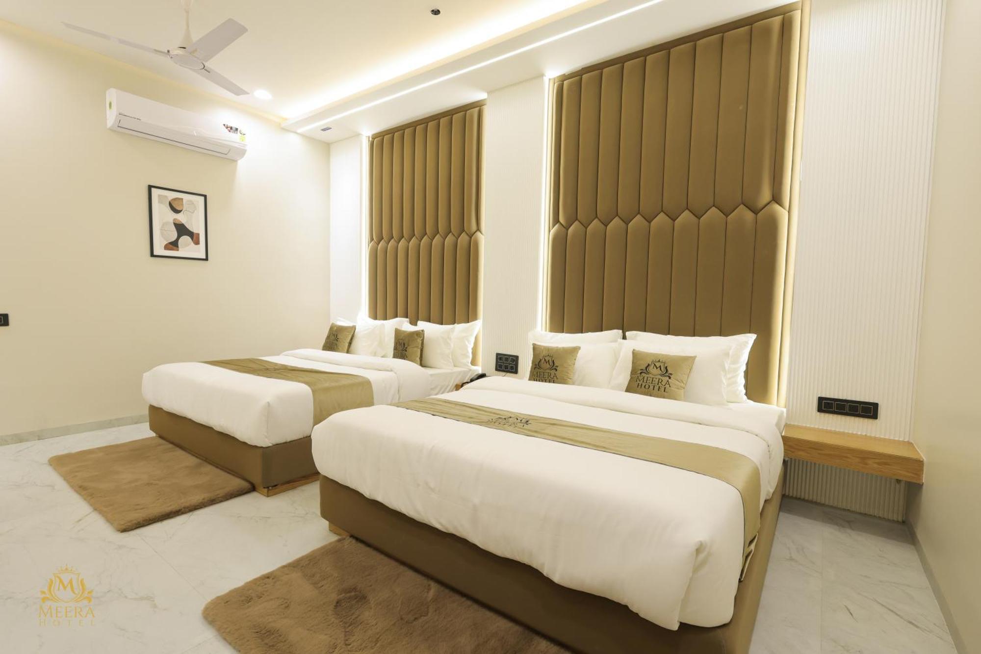 אויאיין The Meera Hotel מראה חיצוני תמונה
